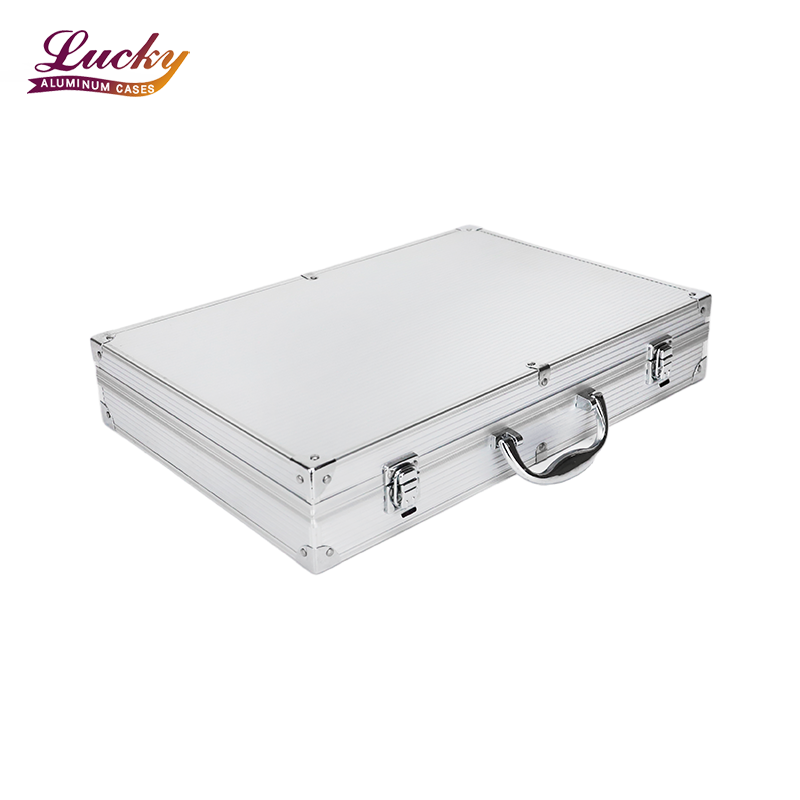 Aluminum Barbecue Tool Case with 18 Pieces of Barbecue Tools